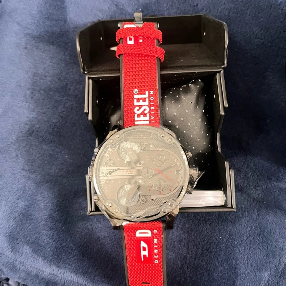 Brand NEW Diesel Italia Watch Black and Red. New with box etc. Made in Italy.